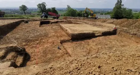 location engin de chantier Pontorson-2